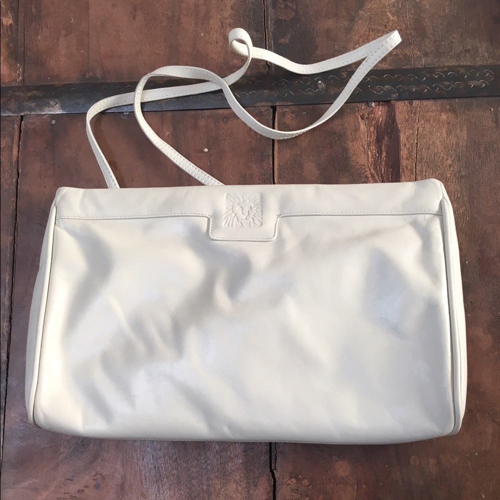 ANNE KLEIN vintage cream clutch