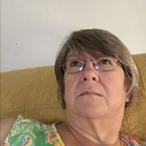 Meet your Posher, Renee