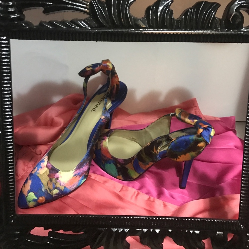 Floral heels blue orange