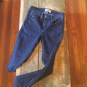 Paige jeans Verdugo Ultra Skinny size 27