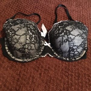 Victoria Secret Size 36D Black Lace Bra