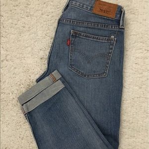 Levi's Capri jeans size 6