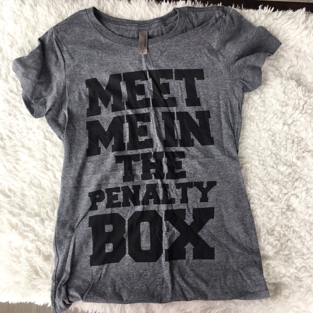 FLASH SALE⚡️⚡️Never worn! Perfect for hockey fans!