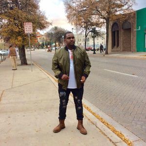 Meet your Posher, Dawit