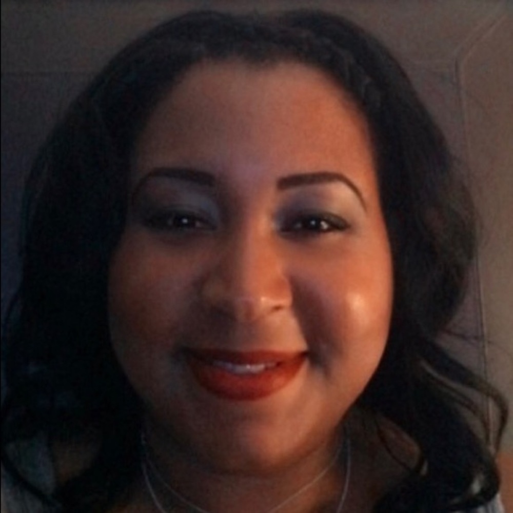 Meet your Posher, Monicia