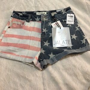Adorable shorts NWT