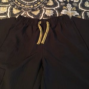 Wonderwink charcoal gray scrub pants. Medium.