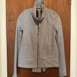Lululemon En Route Jacket Grey Size 6
