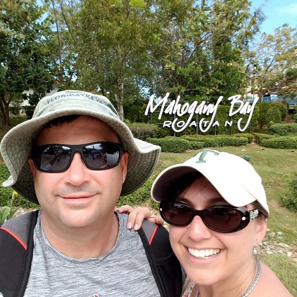 Meet your Posher, Amy - Picture 1 of 1