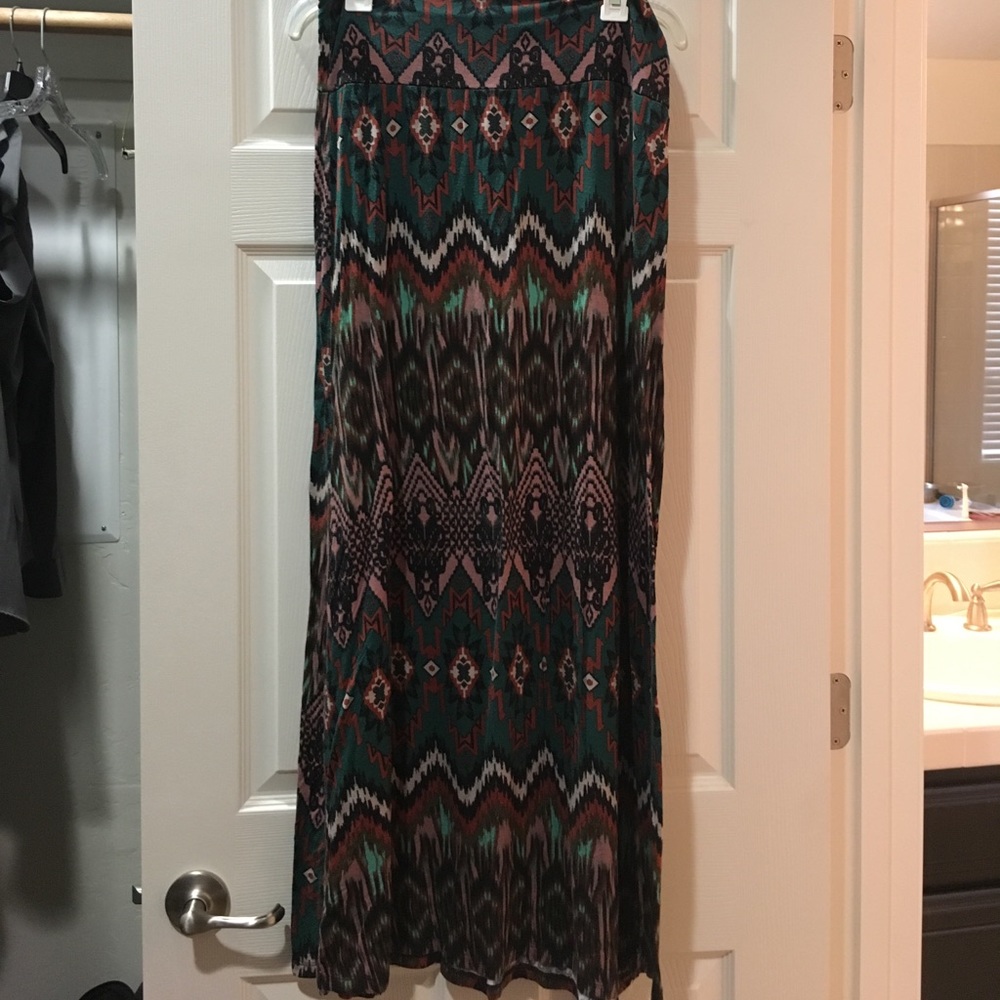 Tribal print maxi skirt