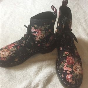 Victorian Flowers Dr. Martens