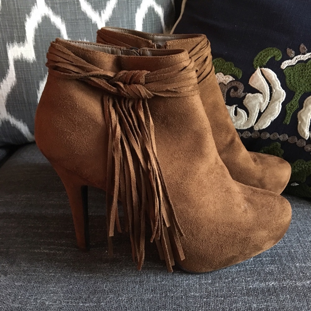 Faux Suede Fringe Booties