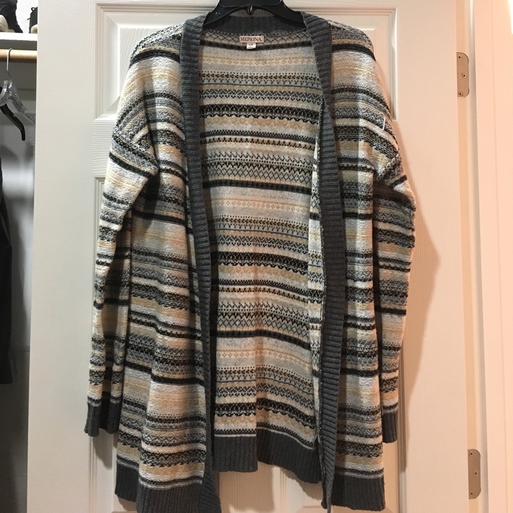Print long cardigan.