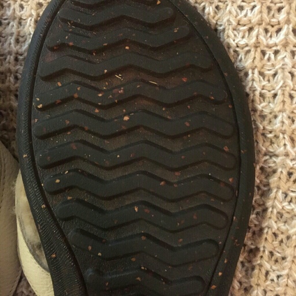 Sold - Picture 4 of 8