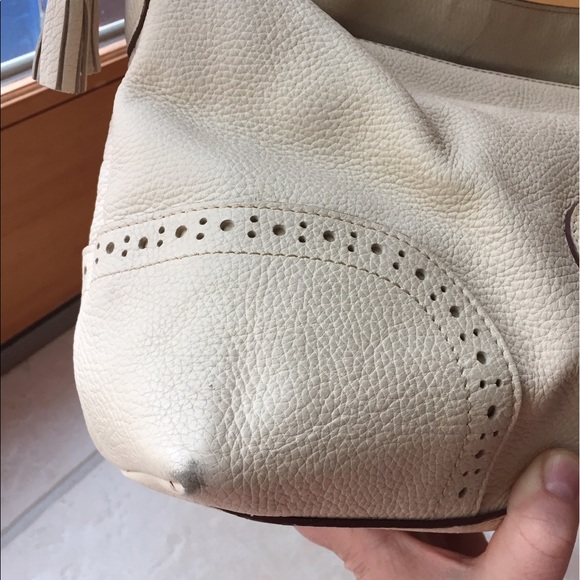 Dooney and Bourke Cream Pebbled Leather Bag - Picture 4 of 7