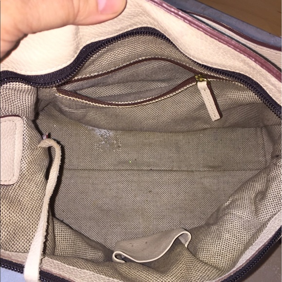 Dooney and Bourke Cream Pebbled Leather Bag - Picture 7 of 7