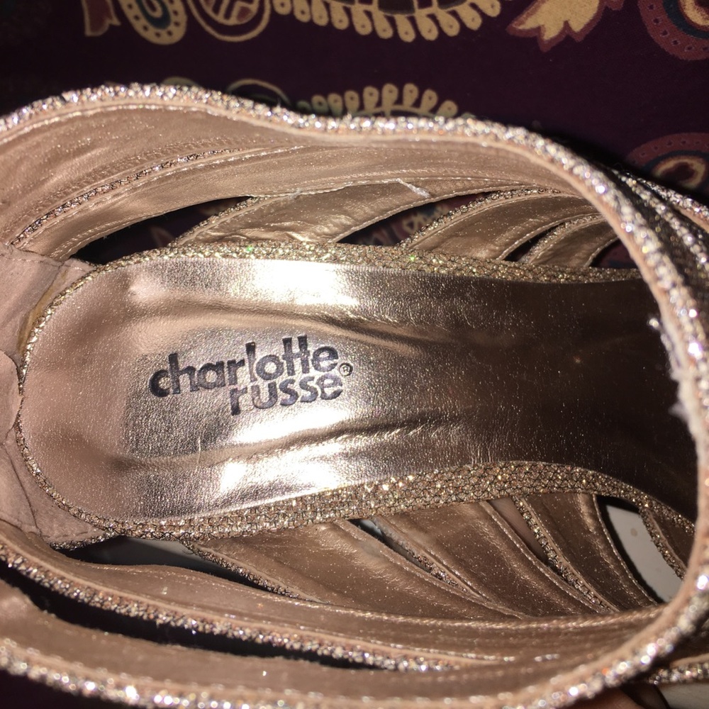 Gold Heels - Picture 2 of 4