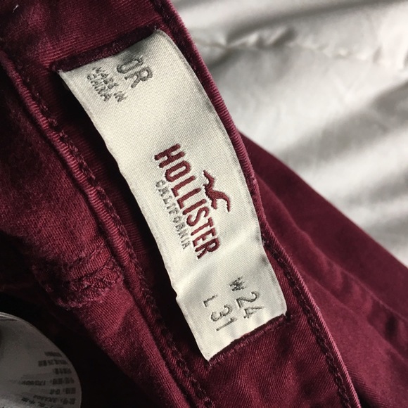Burgundy Hollister Skinny Jeans - Picture 3 of 3