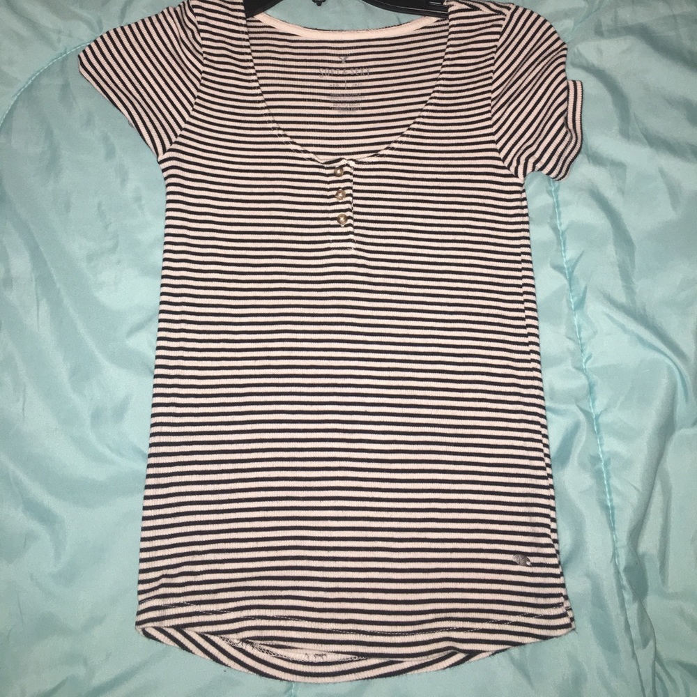 American eagle t-shirt
