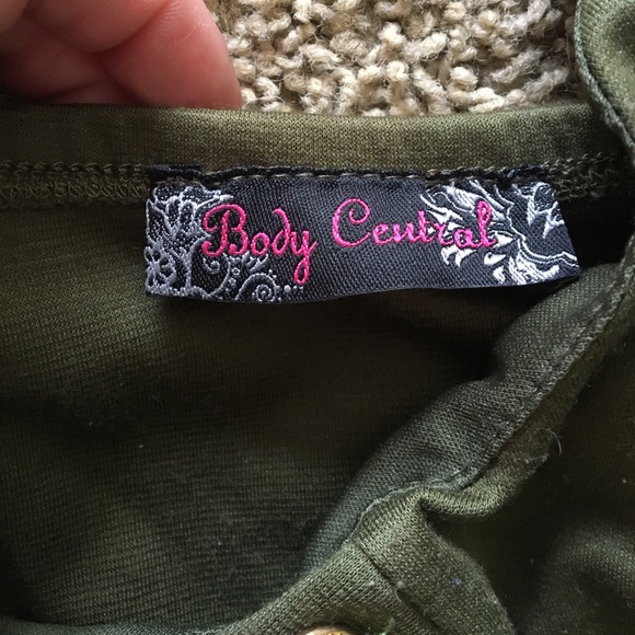 Body central crop top - Picture 2 of 4