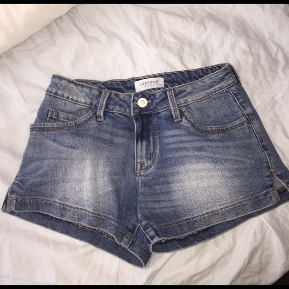 Pants - Adorable jeans shorts💕💕BNWT