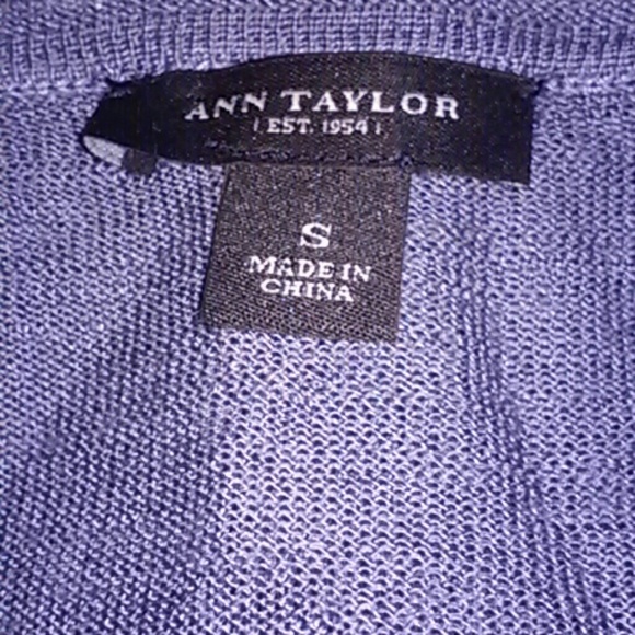 NWOT Ann Taylor Grey Button down Cardigan - Picture 3 of 3
