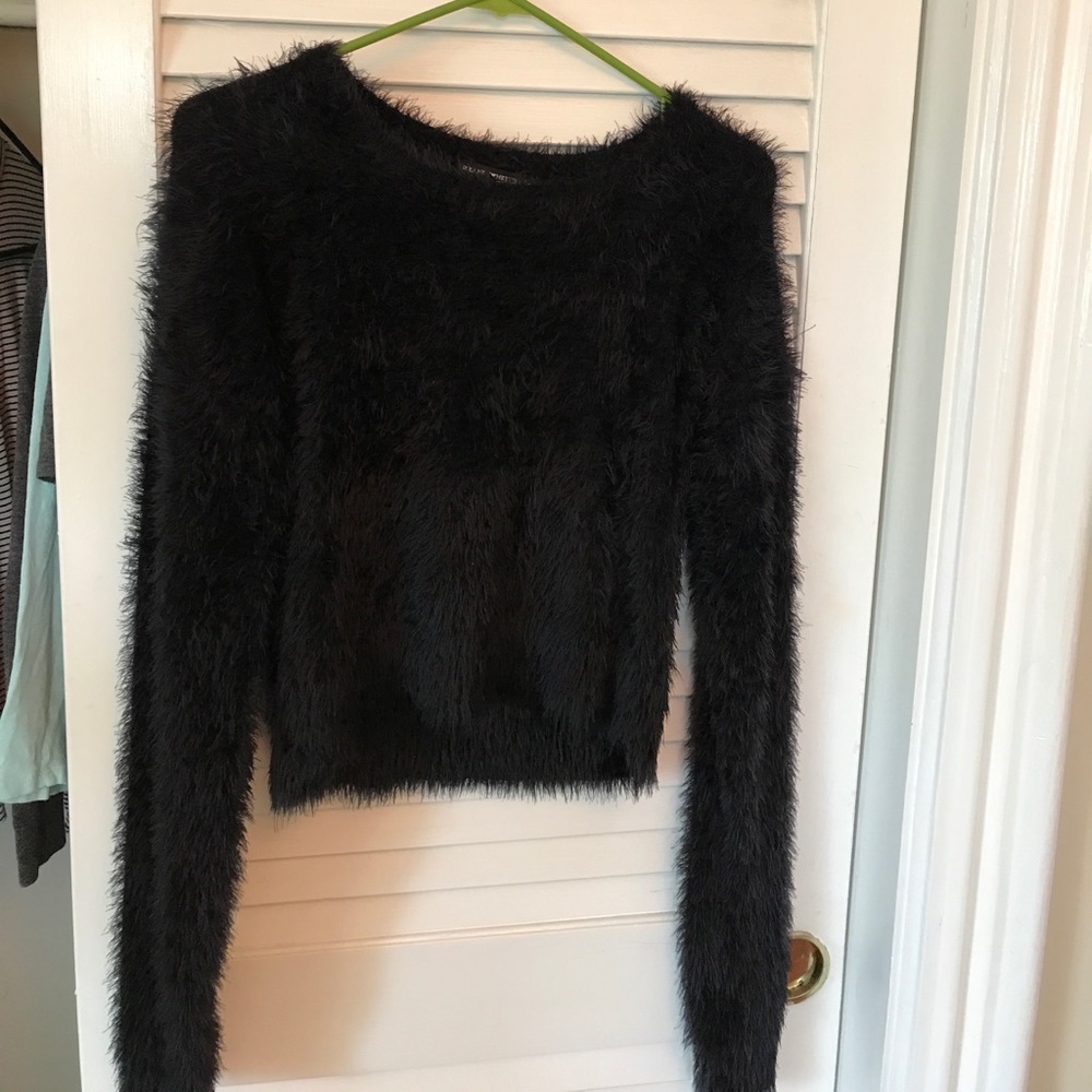 Soft black long sleeve crop top