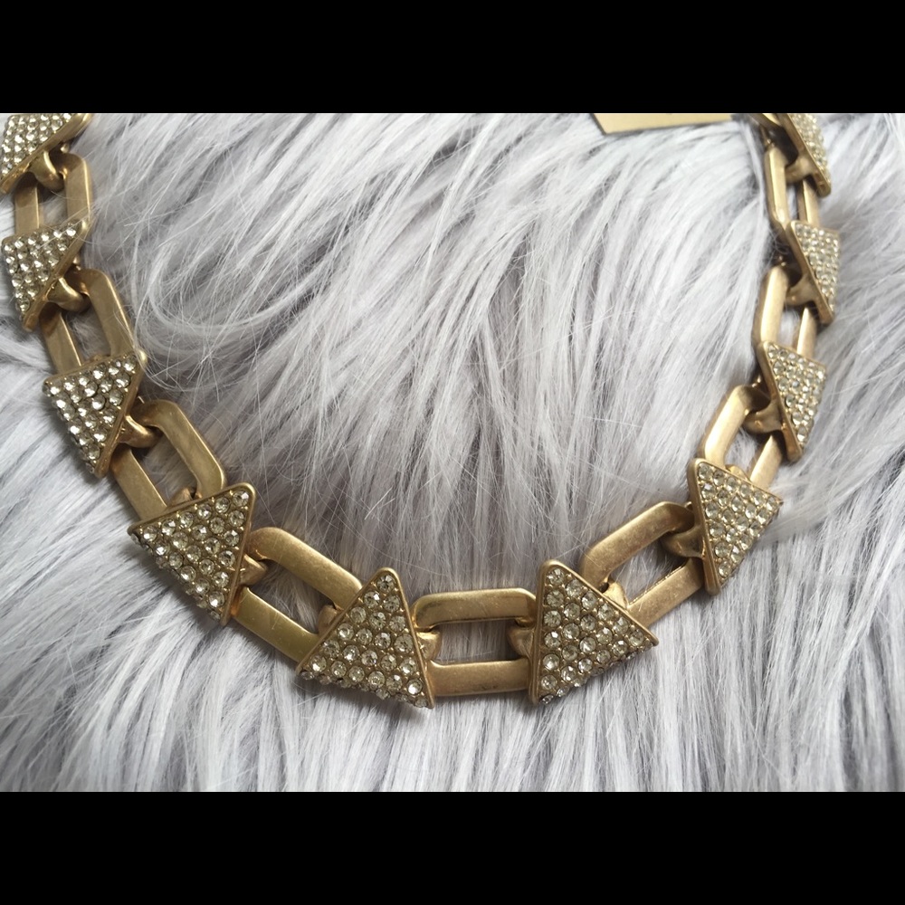 Lovely Necklace - Picture 4 of 5