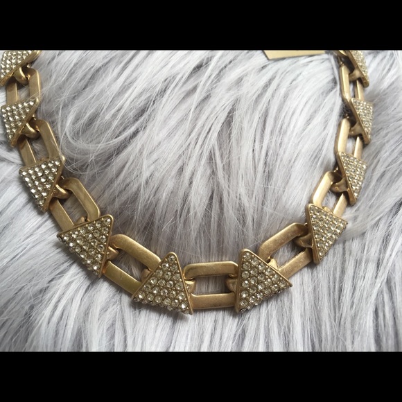 Lovely Necklace - Picture 4 of 5