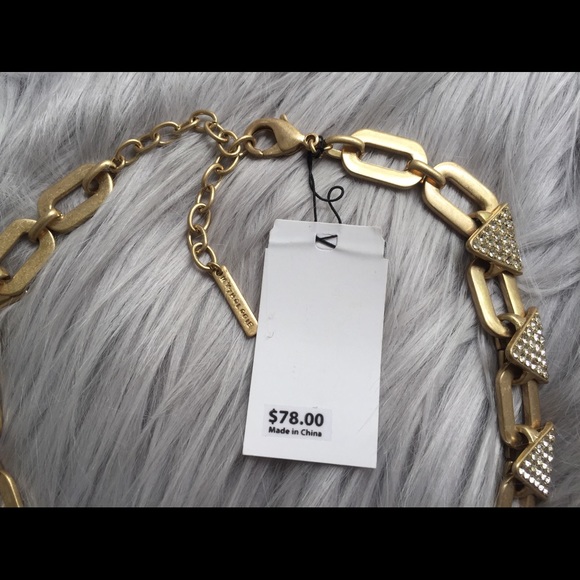 Lovely Necklace - Picture 5 of 5