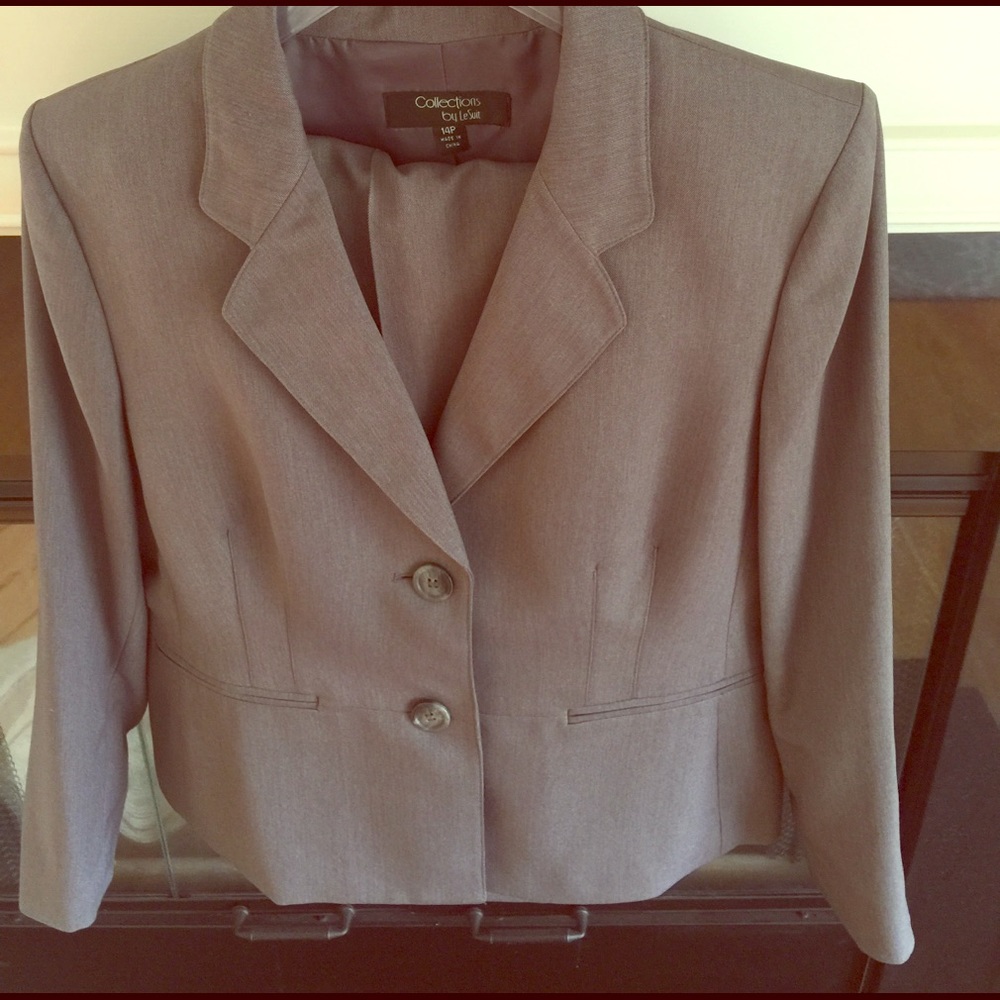 2 piece women's pant suit