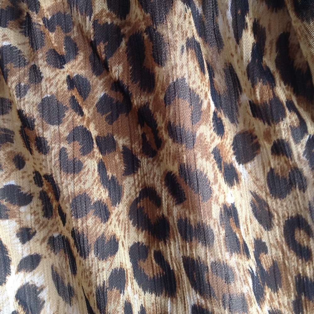 Cheetah skirt! - Picture 2 of 3