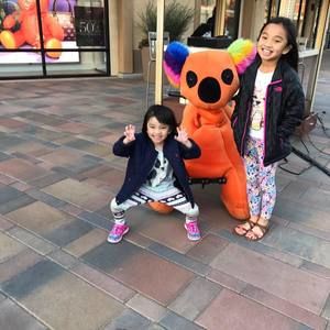 Meet your Posher, Tuyen