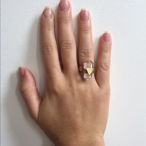 Quartz ring