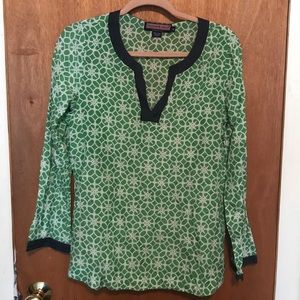 Vineyard vines Women's silk top size M