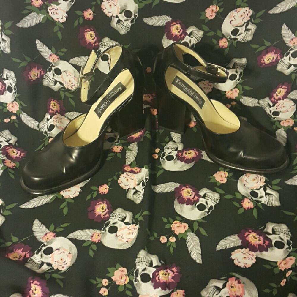Kenneth Cole heels
