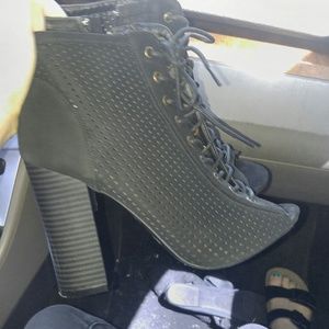 Black heel booties