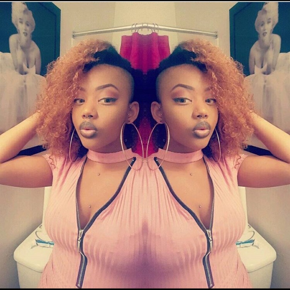 Meet your Posher, Isis