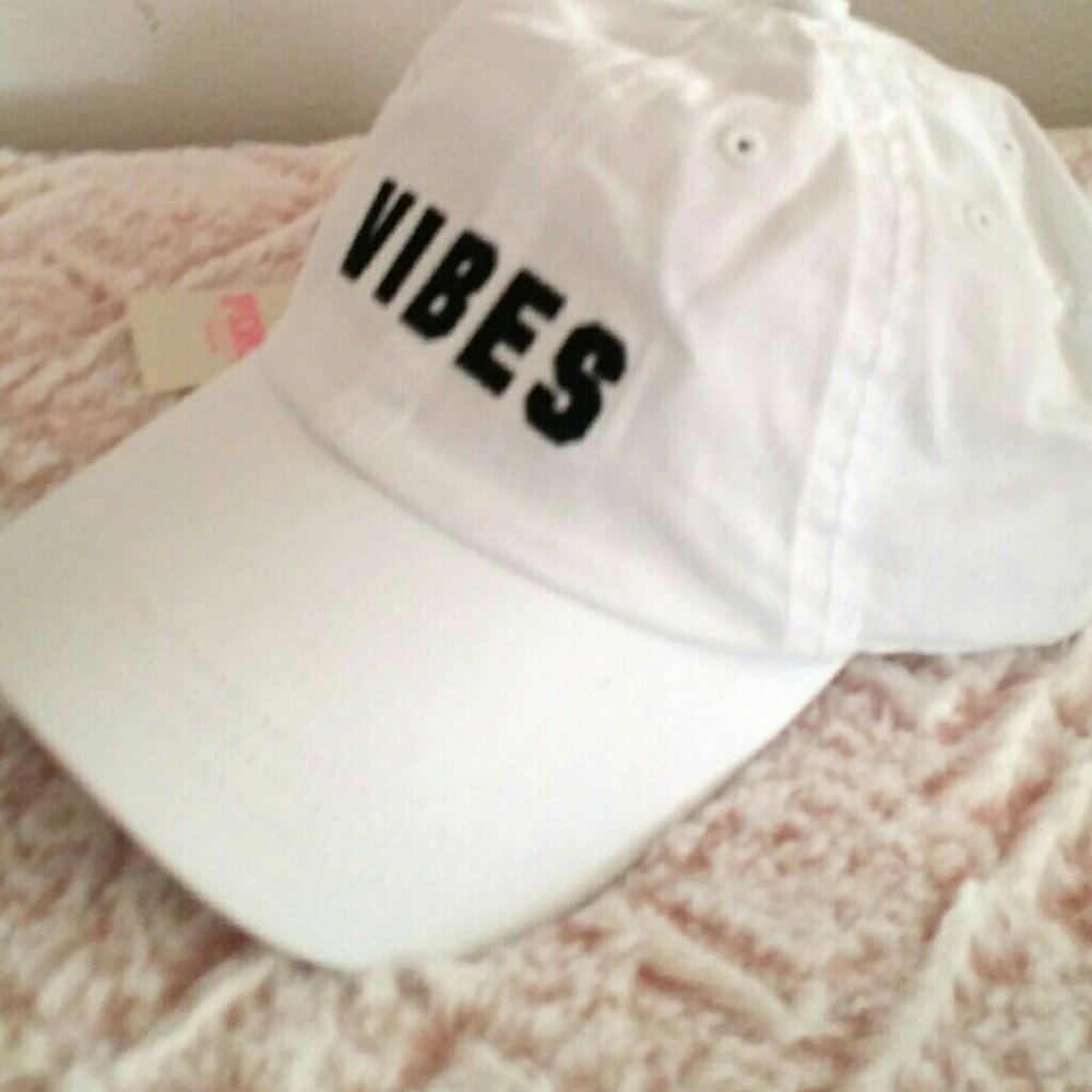 Vibes Hat