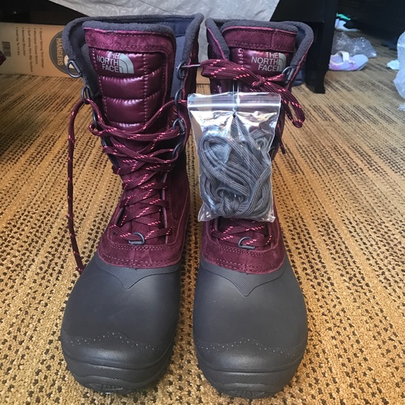 The North Face Thermoball UtilityMidWaterproofBoot - Picture 2 of 4