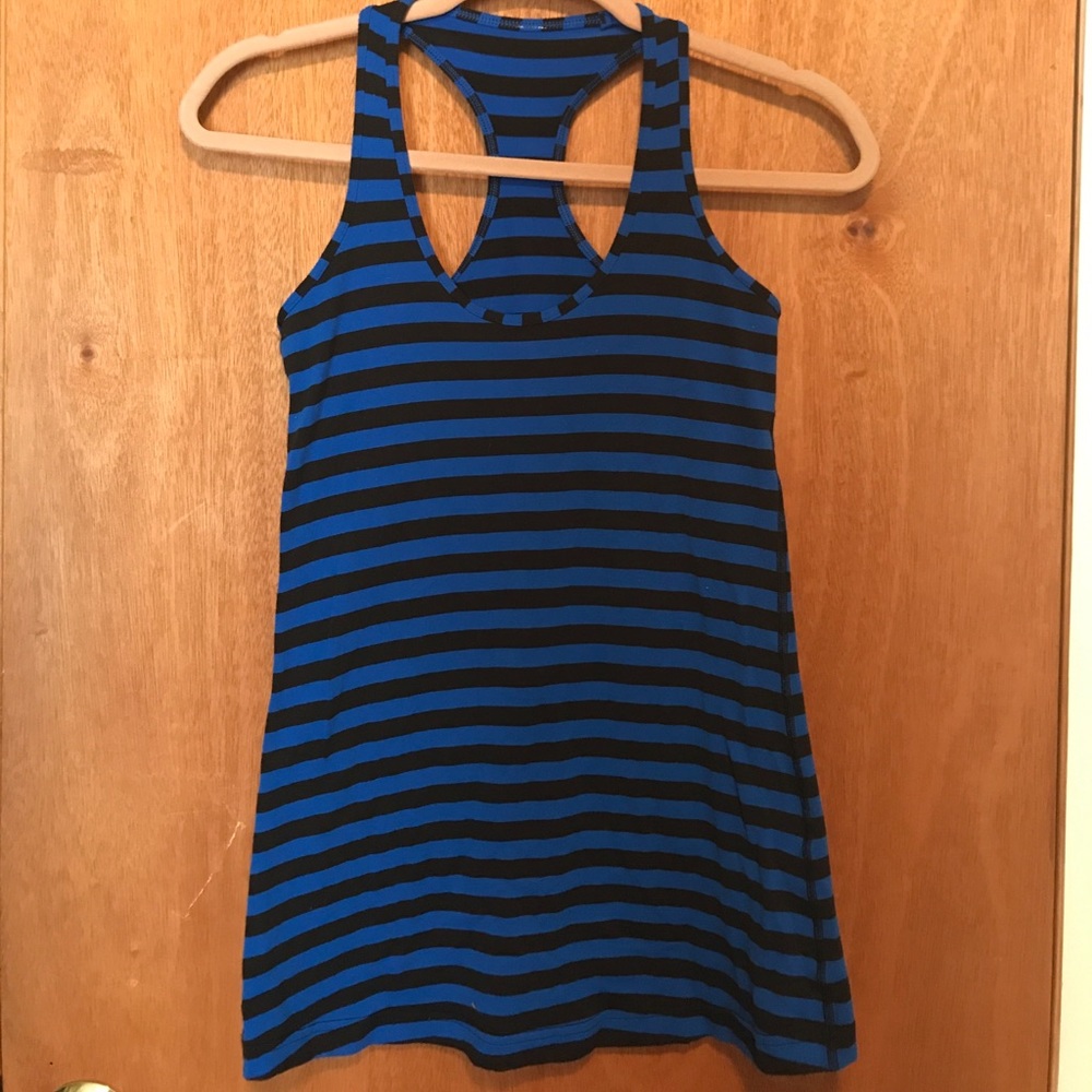 Lululemon racerback size 6 black and blue stripe