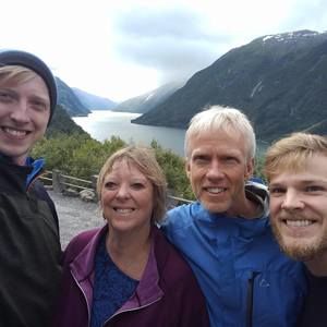 Meet your Posher, Peggy