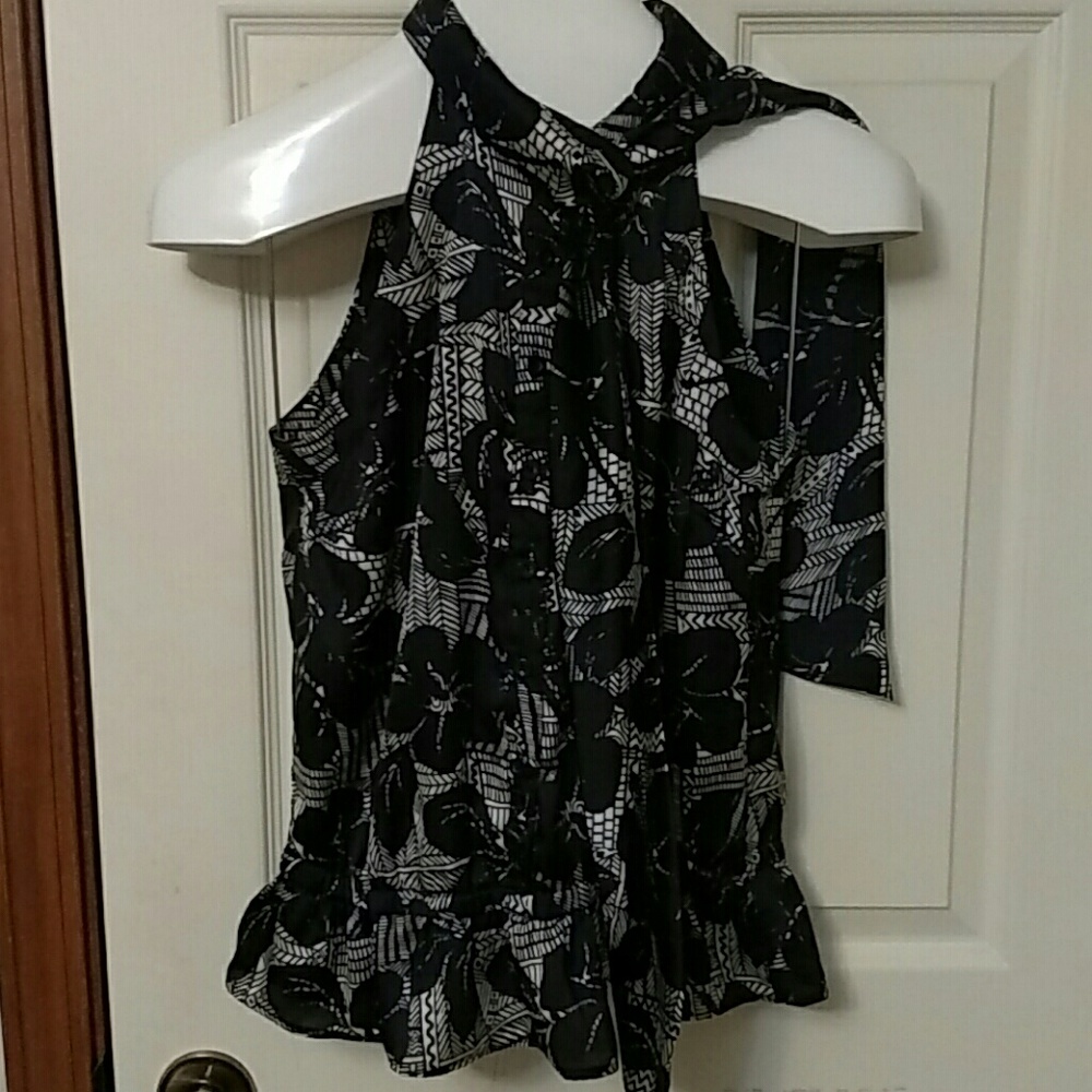 Silky tie neck top