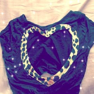 Crop heart shape back