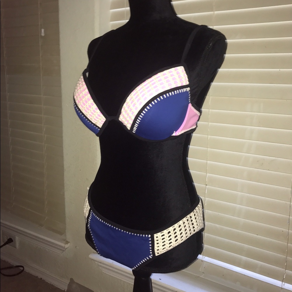 🔥HOT🔥SALE!! Victoria Secret  bikini 👙