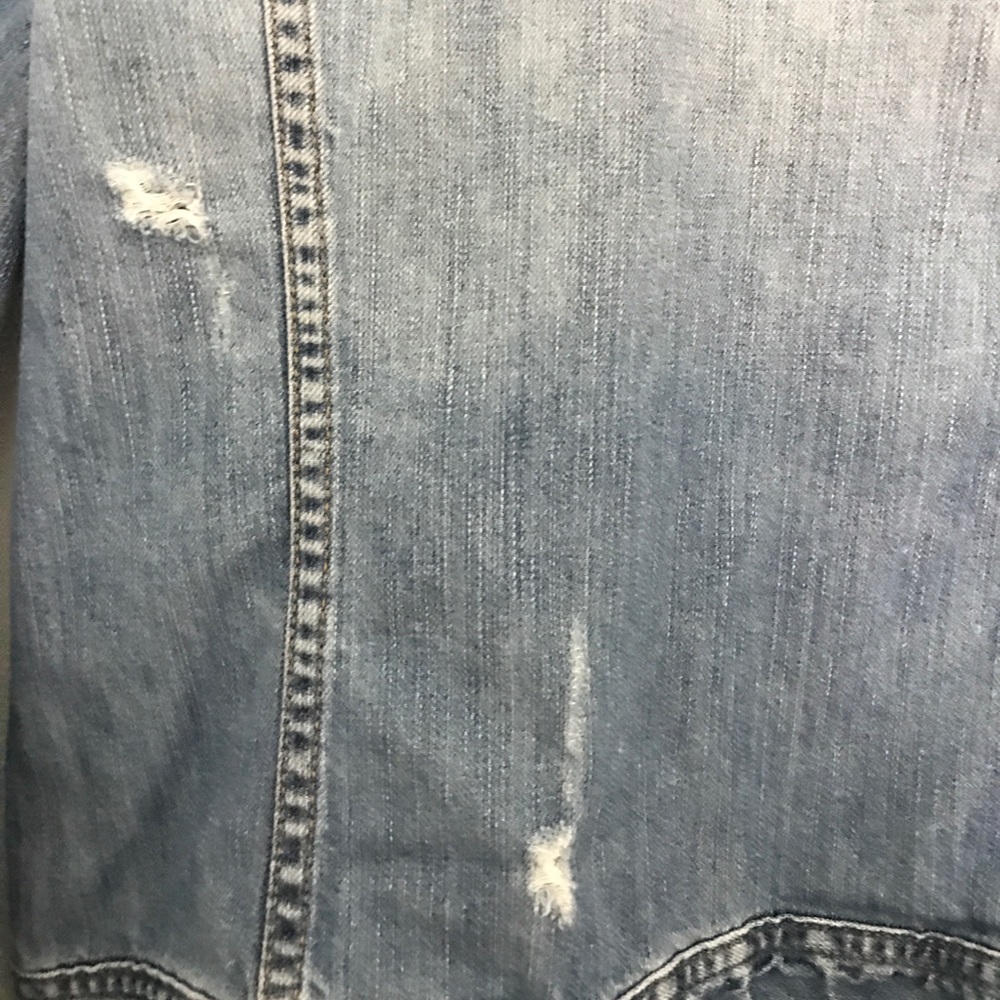 Distressed denim jacket - Picture 5 of 8