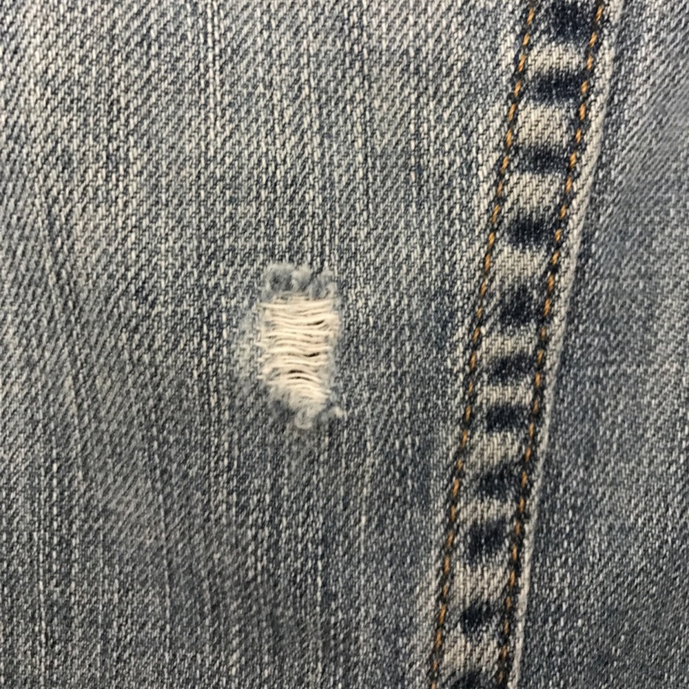 Distressed denim jacket - Picture 6 of 8