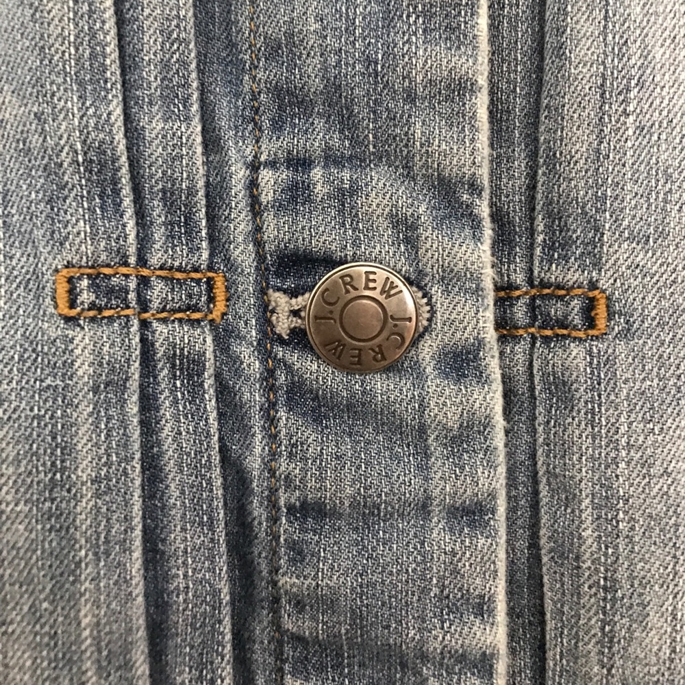 Distressed denim jacket - Picture 8 of 8