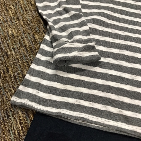 Crop Lightweight Sweater - Picture 6 of 8