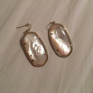 Kendra Scott "Danielle" earrings. pearl & gold